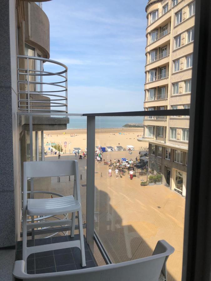 Modern Apartment At 2 Steps From Beach Oostende Exterior foto